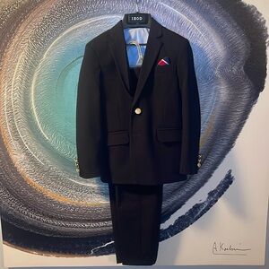 IZOD BOYS pantsuit. Navy Blue. Size 7 Regular.